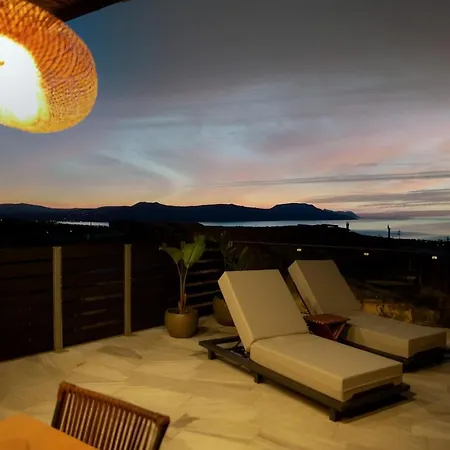 Elegant Roof Deck House With Jacuzzi * Episkopi (Rethymno)